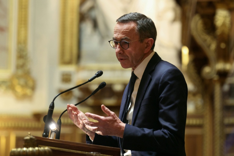 Bruno Retailleau s'exprime au Sénat lors de l'examen du projet de loi sur l'aide à mourir le 20 janvier 2026 à Paris