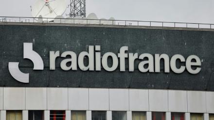 Une grève de deux jours débute dimanche à Radio France pour protester contre l'arrivée comme éditorialiste sur France Inter de Charles Sapin, un responsable du magazine Valeurs actuelles