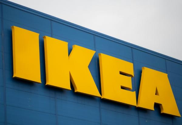 Plusieurs centaines de salariés du géant du meuble Ikea se sont mis en grève mardi dans plusieurs villes de France, pour notamment une "dégradation du dialogue social" avec la direction