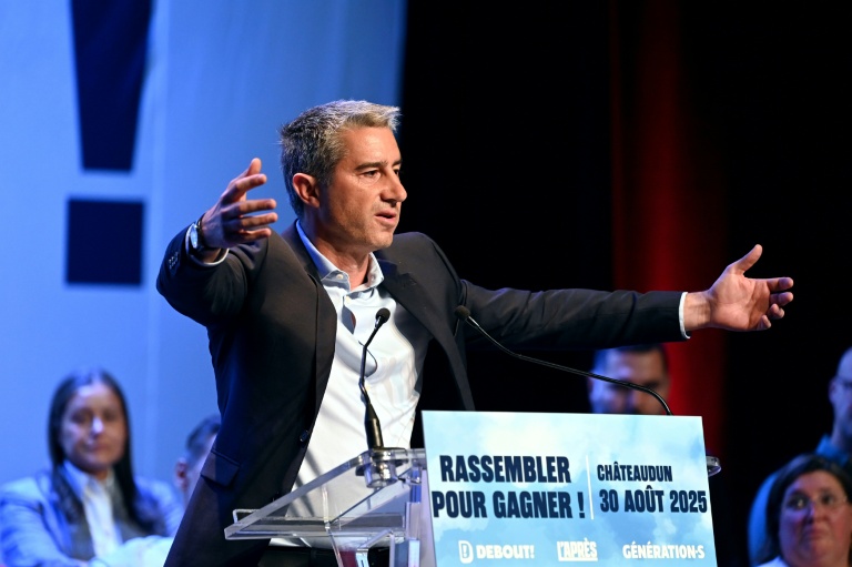 Le député François Ruffin lors d'un meeting de gauche à l'Espace André Malraux, à Châteaudun, le 30 août 2025