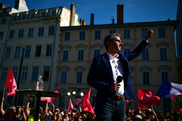 Le député François Ruffin, candidat à l'élection présidentielle, lors d'un meeting à Lyon, le 25 avril 2026