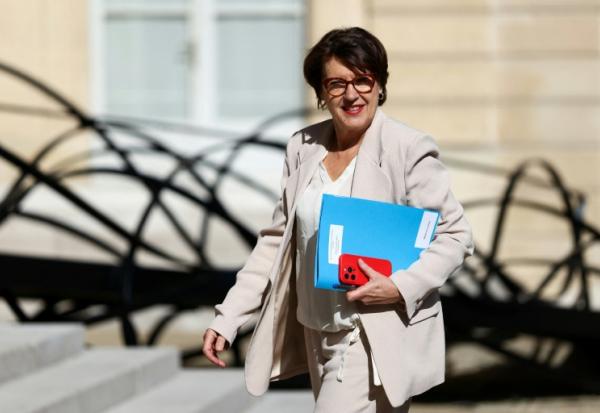 La ministre de l'Agriculture, Annie Genevard, arrive à l'Elysée, le 26 mai 2026 à Paris