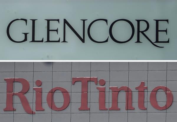 Cette combinaison d'images réalisée le 8 janvier 2026 montre le logo du géant suisse des matières premières, Glencore, et le logo de la multinationale minière et métallurgique Rio Tinto
