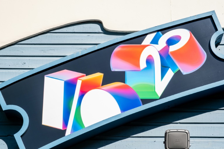 Le logo de la conférence de Google destinée aux développeurs, le 20 mai 2025 à Mountain View, en Californie