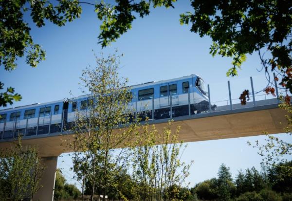 Une rame de métro de la future ligne 18 du Grand Paris Express, en essai sur la portion comprise entre les gares de Massy-Palaiseau et Christ de Saclay, le 4 septembre 2026.