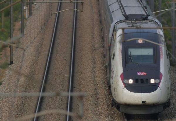 TGV sur la ligne Paris-Bordeaux le 31 août 2024.