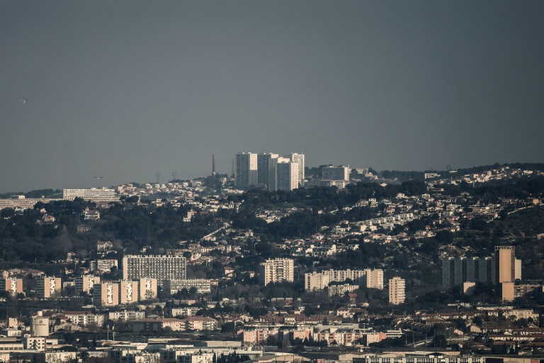 Une peine de quatre ans de prison dont trois avec sursis a été requise contre un investisseur immobilier qui louait notamment des appartements frappés de péril à Marseille
