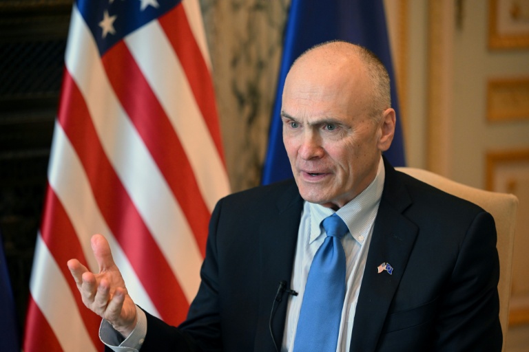 L'ambassadeur des Etats-Unis auprès de l'UE Andrew Puzder à Bruxelles le 9 avril 2026
