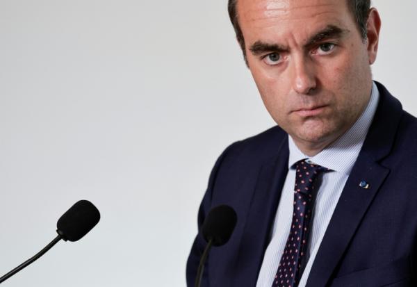 Le Premier ministre Sébastien Lecornu à Paris le 11 juin 2026