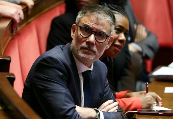 Le patron du Parti socialiste, Olivier Faure, le 2 décembre 2025 à l'Assemblée nationale à Paris