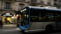 Un bus en circulation à Paris le 9 janvier 2026
