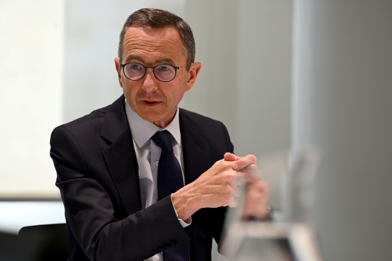 Bruno Retailleau, président des LR et candidat à la présidentielle, assiste à une réunion au siège du Parti populaire espagnol (PP) à Madrid, le 22 juin 2026 en Espagne