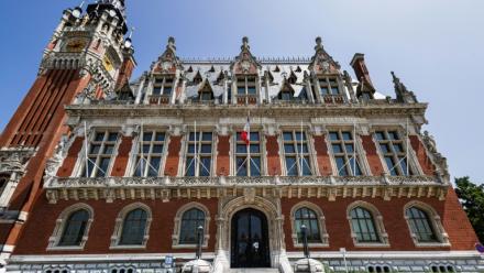 La mairie de Calais, le 11 juin 2025 dans le Pas-de-Calais