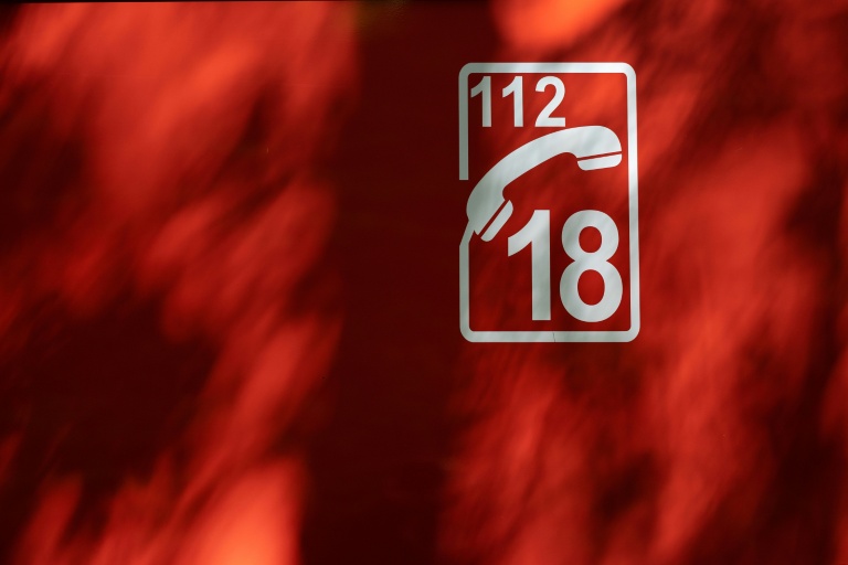 La préfecture de Moselle a appelé les habitants d'Amnéville et de quatre communes adjacentes, soit 30.000 personnes en tout, à se confiner en raison d'un incendie dans un entrepôt classé Seveso 