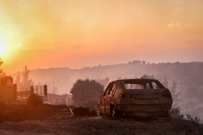 Après un incendie à Siviri, dans le nord de la Grèce, le 13 août 2026