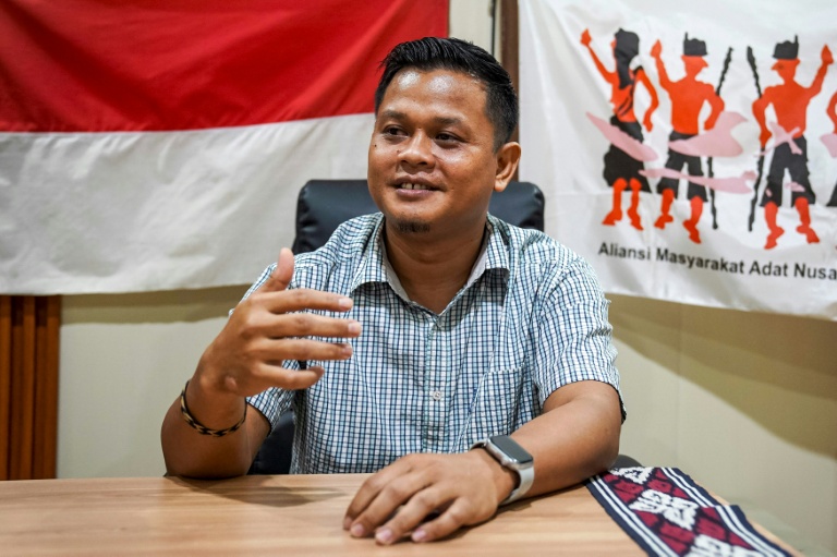 Tono, représentant de l'AMAN, lors d'un entretien à Pontianak, dans le Kalimantan occidental, le 8 octobre 2026 en Indonésie