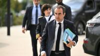 Le Premier ministre Sébastien Lecornu arrive à Mérignac (Gironde) le 17 août 2026