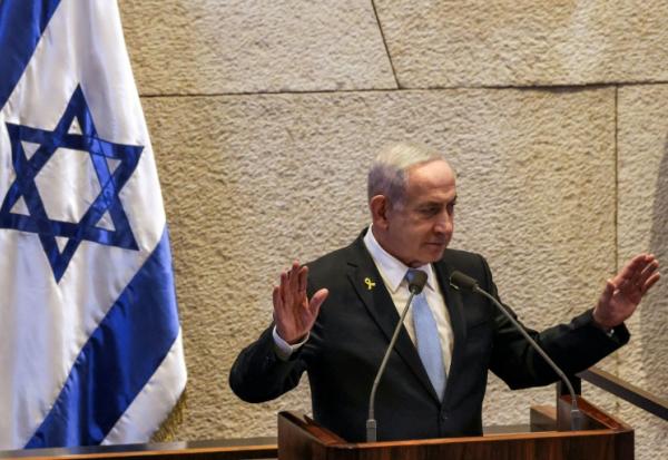 Le Premier ministre israélien Benjamin Netanyahu lors d'une session du Parlement israélien (Knesset), le 11 juin 2025 à Jérusalem