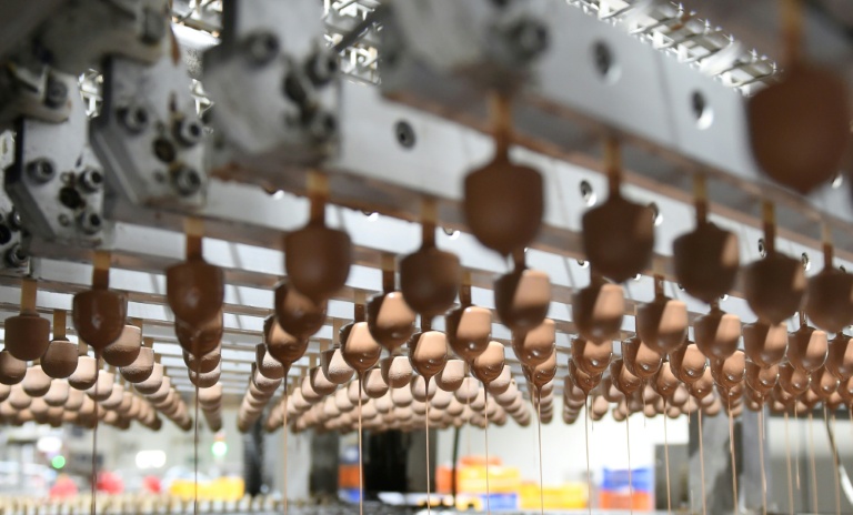 Une chaine de fabrication de crème glacée