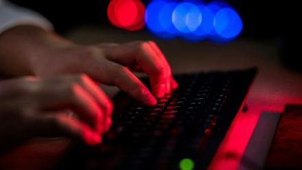 Pour certains proches, Jean Pormanove, décédé lundi en live sur internet, vivait "sa meilleure vie" depuis qu'il avait rencontré, il y a cinq ans, ses partenaires de streaming