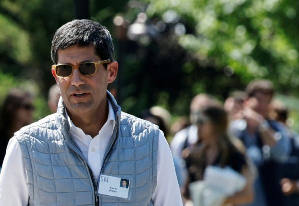 Kevin Warsh, désigné par le président Donald Trump comme son candidat pour diriger la Réserve fédérale américaine, le 10 juillet 2024 à Sun Valley, dans l'Idaho
