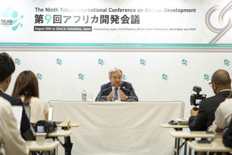 Le secrétaire général de l'ONU, Antonio Guterres, lors d'une conférence de presse à la 9e Conférence internationale de Tokyo sur le développement de l'Afrique à Yokohama, au sud de Tokyo, le 21 août 2025