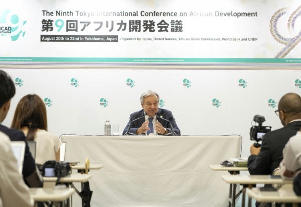 Le secrétaire général de l'ONU, Antonio Guterres, lors d'une conférence de presse à la 9e Conférence internationale de Tokyo sur le développement de l'Afrique à Yokohama, au sud de Tokyo, le 21 août 2025