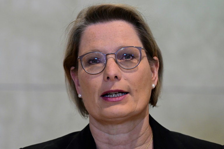 La ministre de la Justice allemande, Stefanie Hubig, le 8 février 2026 à Berlin