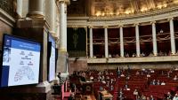 Les résultats partiels du vote des visant Les résultats partiels du vote des députés visant à lutter contre les phénomènes perturbant la sécurité du quotidien  à l'Assemblée nationale, , le 15 juillet 2026 à Paris  