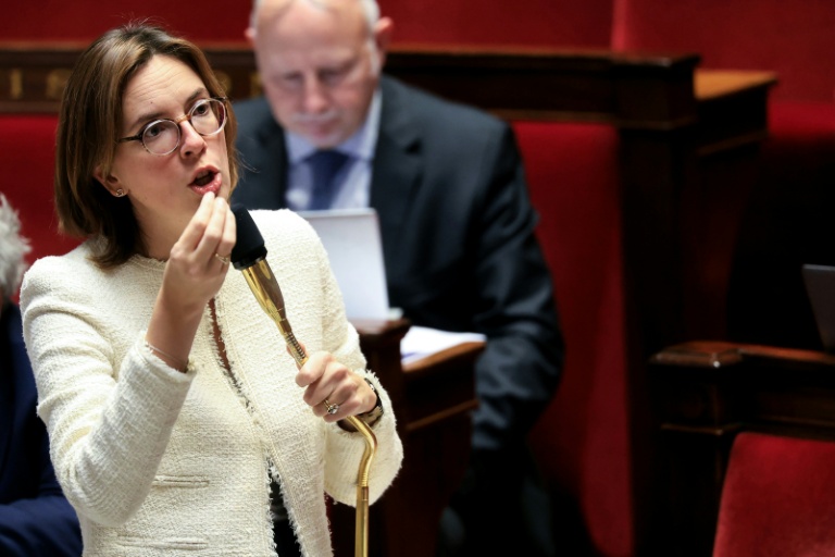 La ministre des Comptes publics Amélie de Montchalin à l'Assemblée nationale, à Paris, le 17 novembre 2025