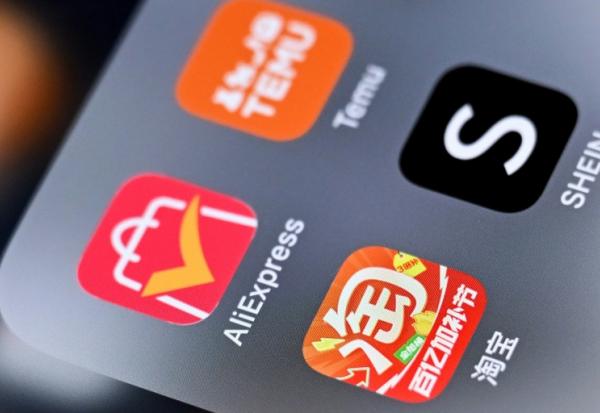 Temu, AliExpress et Shein doivent s'acquitter depuis le 1er juillet d'une taxe européenne de 3 euros sur chaque catégorie de produits envoyés dans leurs petits colis en provenance de Chine