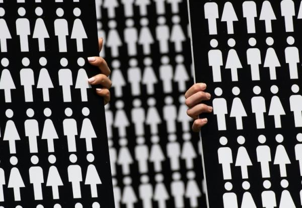 L'essor de l'intelligence artificielle pourrait renforcer les disparités de genre sur le marché du travail si aucune mesure n'est prise, avertissent des responsables du Forum économique mondial et de LinkedIn 