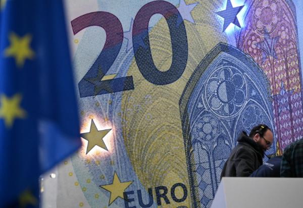 L'inflation a légèrement ralenti en décembre dans la zone euro, revenant à 2% sur un an, juste au niveau de l'objectif fixé par la BCE