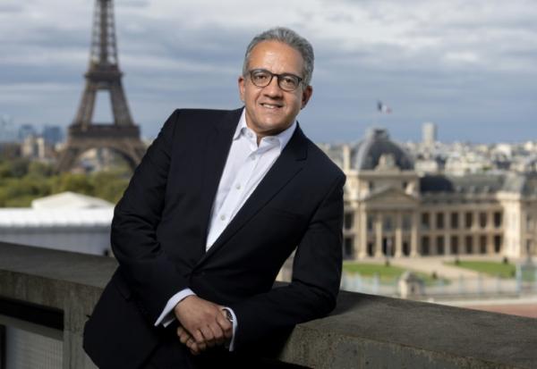 Le directeur général de l'UNESCO, Khaled El-Enany, au siège de l'organisation à Paris, le 17 septembre 2026
