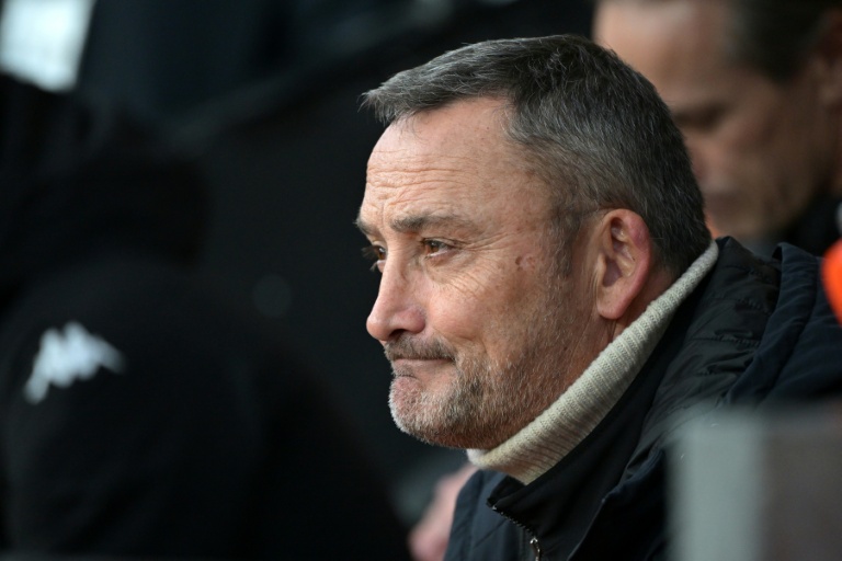 L'entraîneur de l'OGC Nice, Franck Haise, lors d'un match de Ligue 1 à Lorient, le 30 novembre 2025