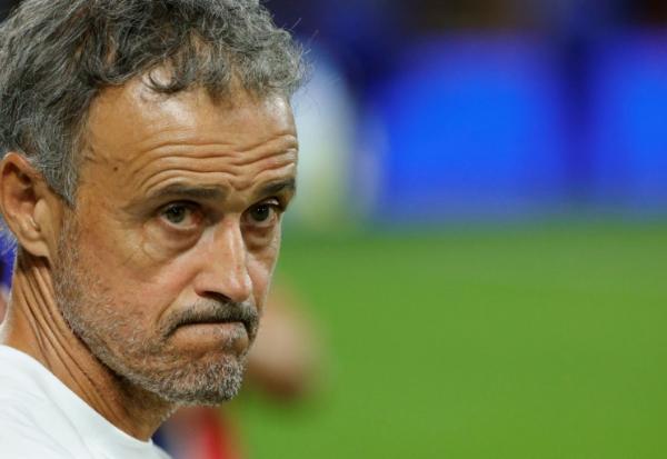 L'entraîneur du PSG Luis Enrique lors de la défaite contre Lens pour le Trophée des champions le 16 août 2026 à Lens dans le nord de la France. 