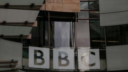 La BBC va demander à la justice américaine de rejeter la plainte en diffamation de Donald Trump, qui lui réclame 10 milliards de dollars pour le montage vidéo contesté d'un de ses discours