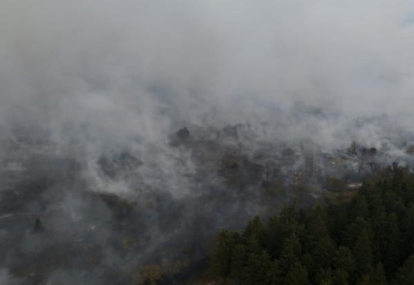 Vue aérienne de l'incendie ravageant l'est de la Belgique, le 15 août 2026