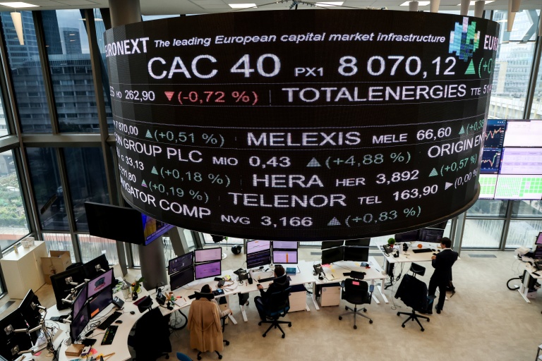 Euronext, dans le quartier d’affaires de La Défense, à l’ouest de Paris, le 9 octobre 2025.