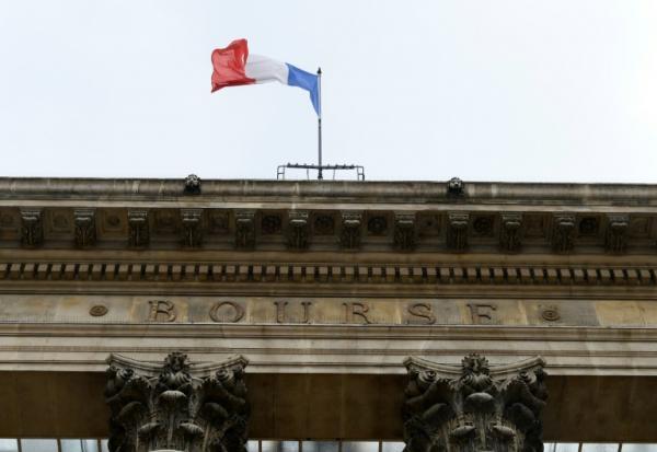 L'ancien siège de la Bourse de Paris, le palais Brongniart, à Paris le 24 août 2015