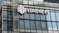 L'indice vedette CAC 40 de la Bourse de Paris reprend son souffle lundi matin, après les gains de la semaine précédente