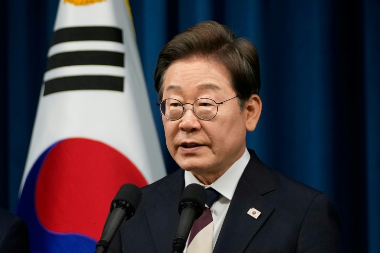 Le président sud-coréen Lee Jae-myung s'exprime lors d'une conférence de presse au bureau présidentiel à Séoul, le 4 juin 2025
