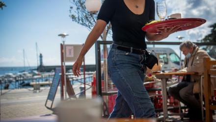 Dans un café de Belle-Ile-en-Mer, le 19 mai 2021