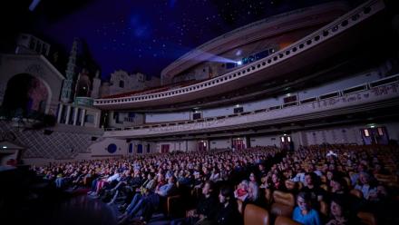 Des spectateurs au cinéma le Grand Rex à Paris le 12 mai 2025