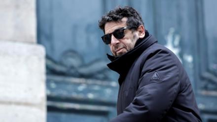 Le chanteur et acteur Patrick Bruel à Paris, le 10 décembre 2024