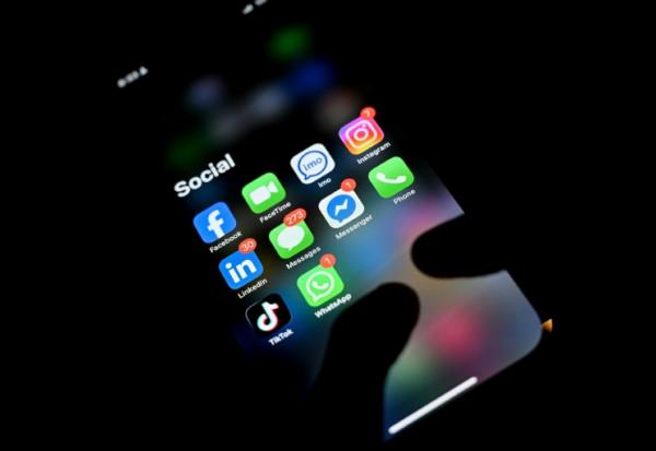 La justice a frappé un coup en France et aux Etats-Unis contre le trafic d'images intimes volées, en fermant la plateforme NudeLeakTeens, qui aurait fait plus de 17.000 victimes dans le monde, dont des mineures