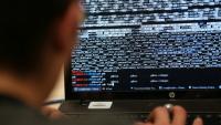 A 18 ans, il est suspecté d'être l'un des hackers derrière le retentissant piratage du fisc