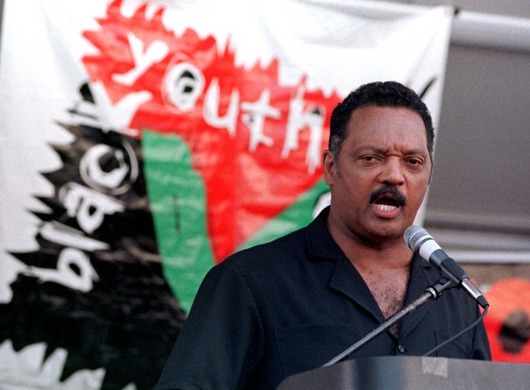 Le pasteur Jesse Jackson, lors du rassemblement du Million Youth Movement à Atlanta, en Géorgie, le 7 septembre 1998