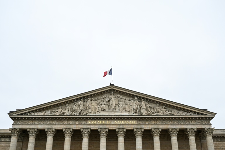 Le gouvernement organise lundi un débat sans vote au Parlement sur le rôle de la France dans les crises internationales