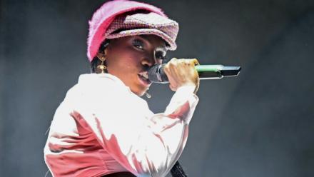 La rappeuse américaine Doechii au festival de Glastonbury, le 28 juin 2025 à Pilton, dans le sud-ouest de l'Angleterre